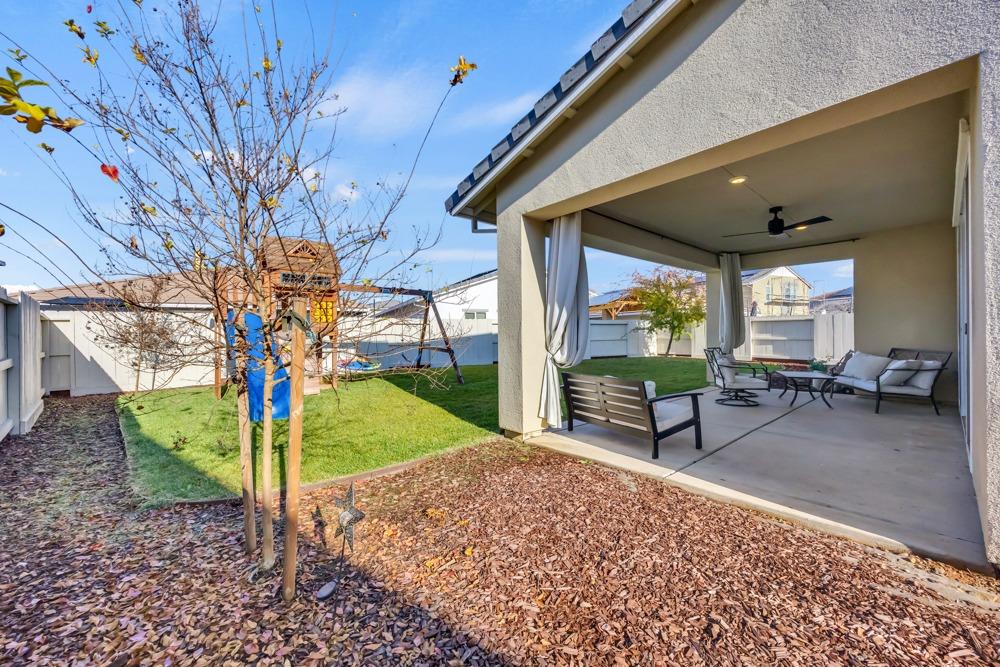11921 Montron Way