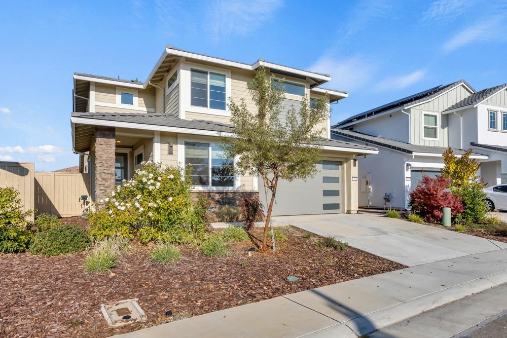 11921 Montron Way