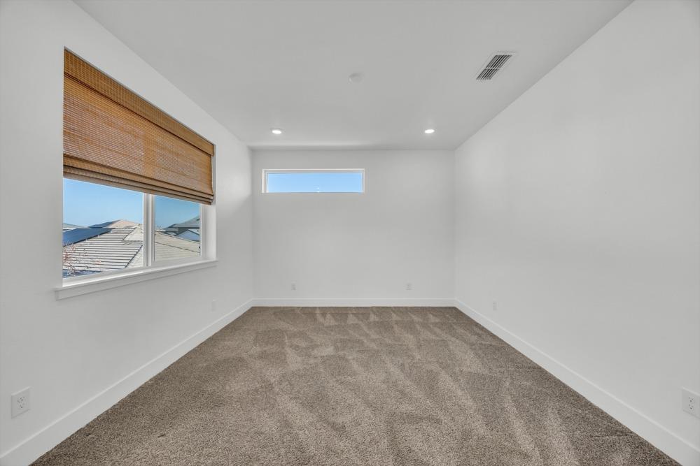 11921 Montron Way
