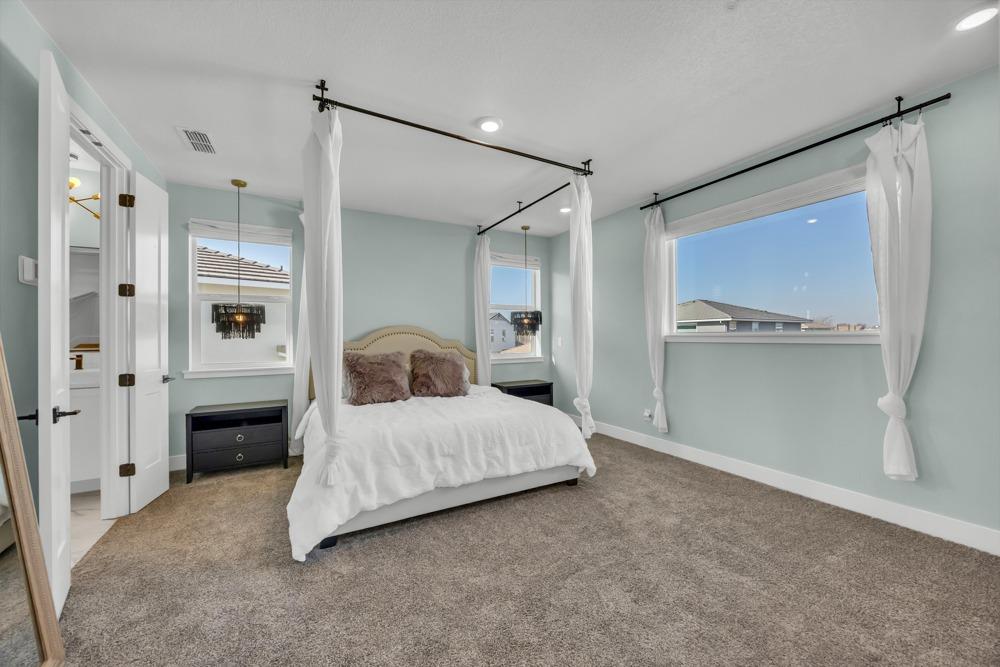 11921 Montron Way