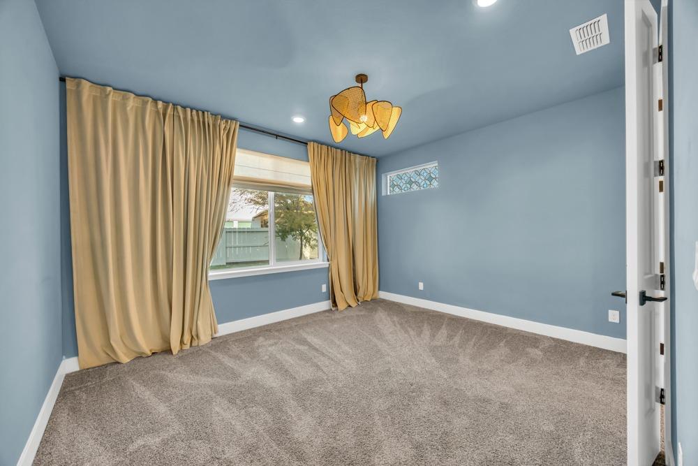 11921 Montron Way