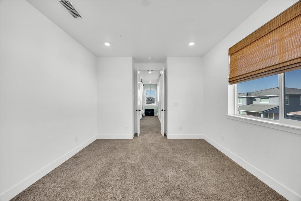 11921 Montron Way