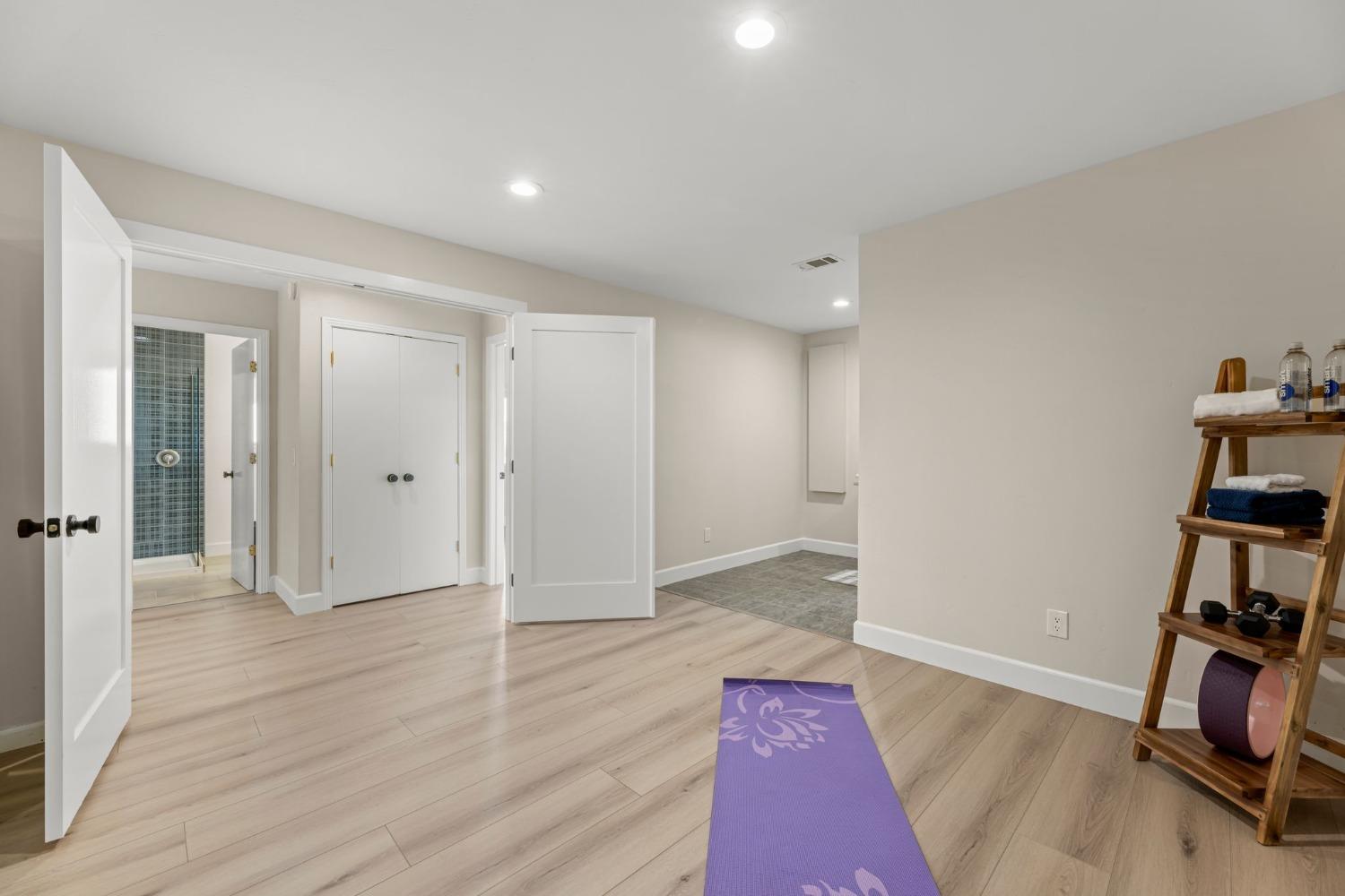 5856 Fernwood Drive