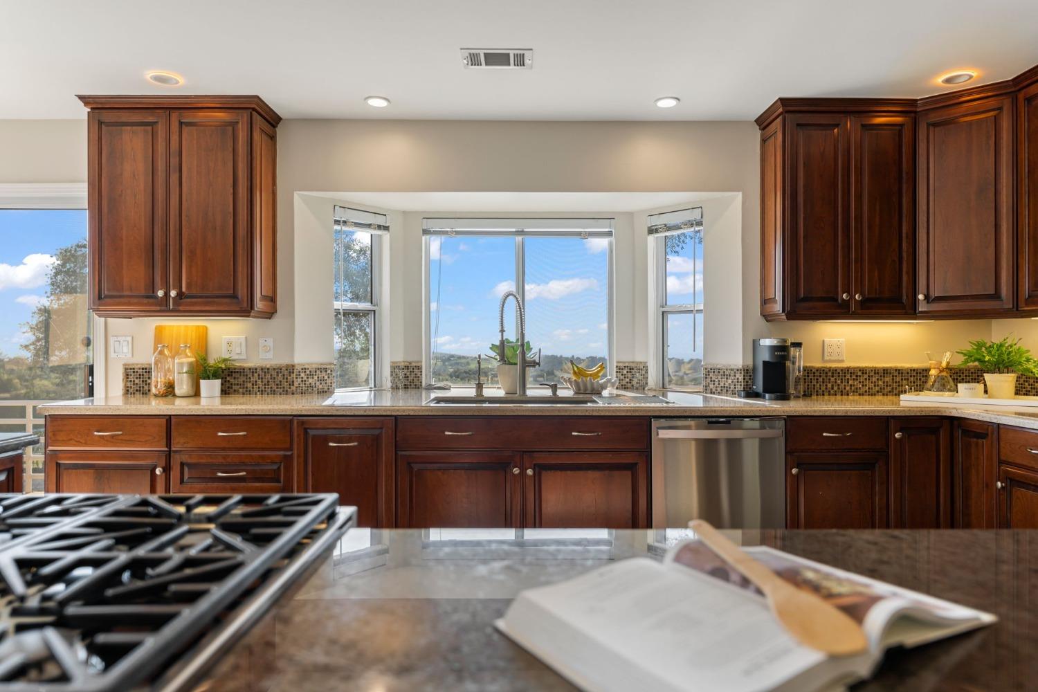5856 Fernwood Drive