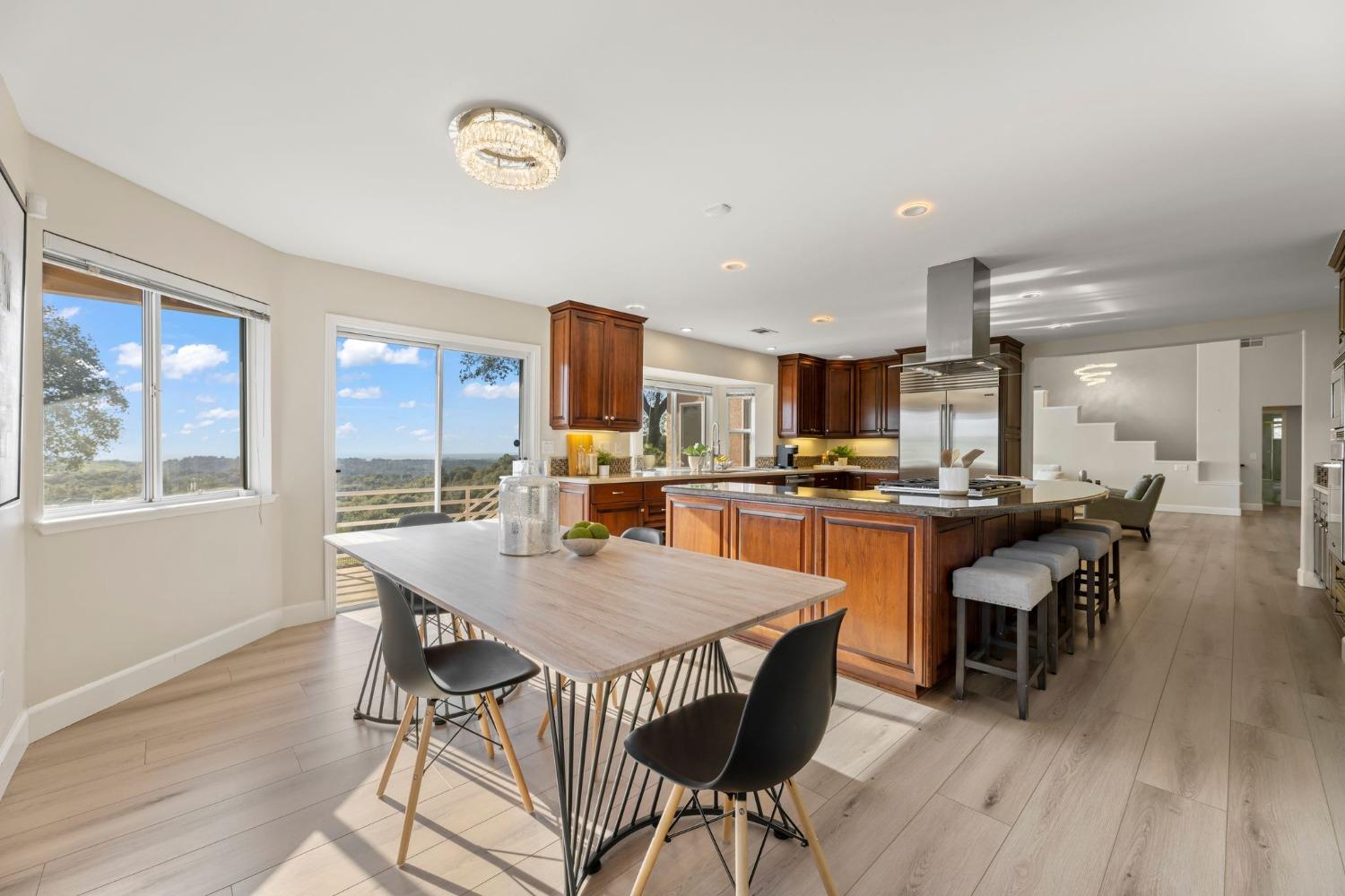 5856 Fernwood Drive