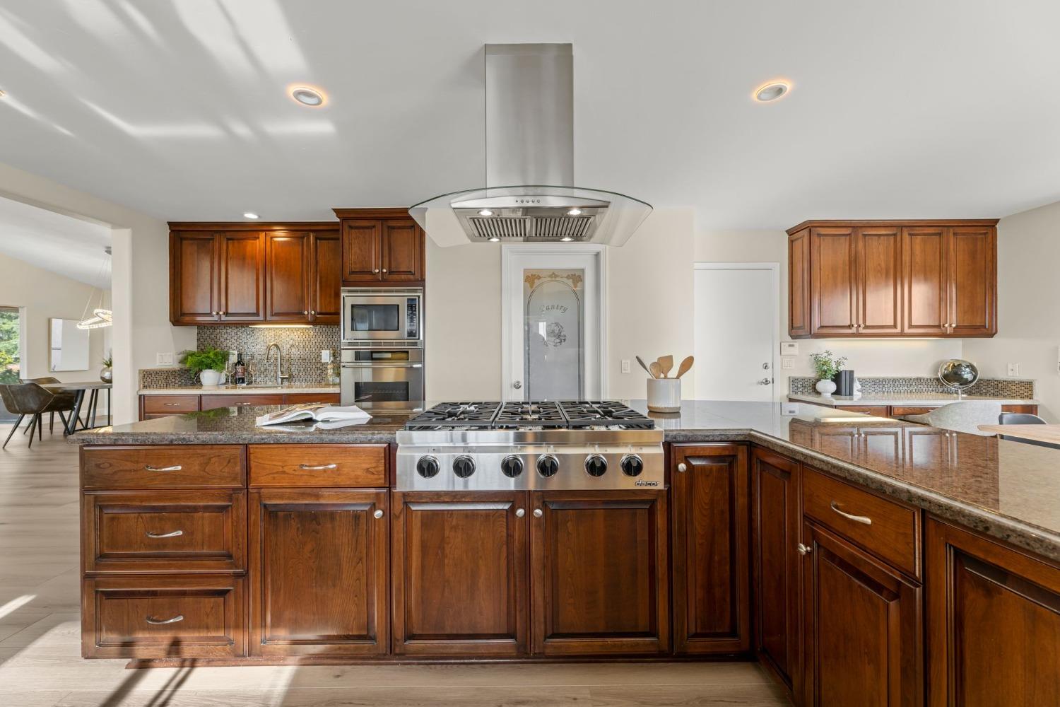 5856 Fernwood Drive