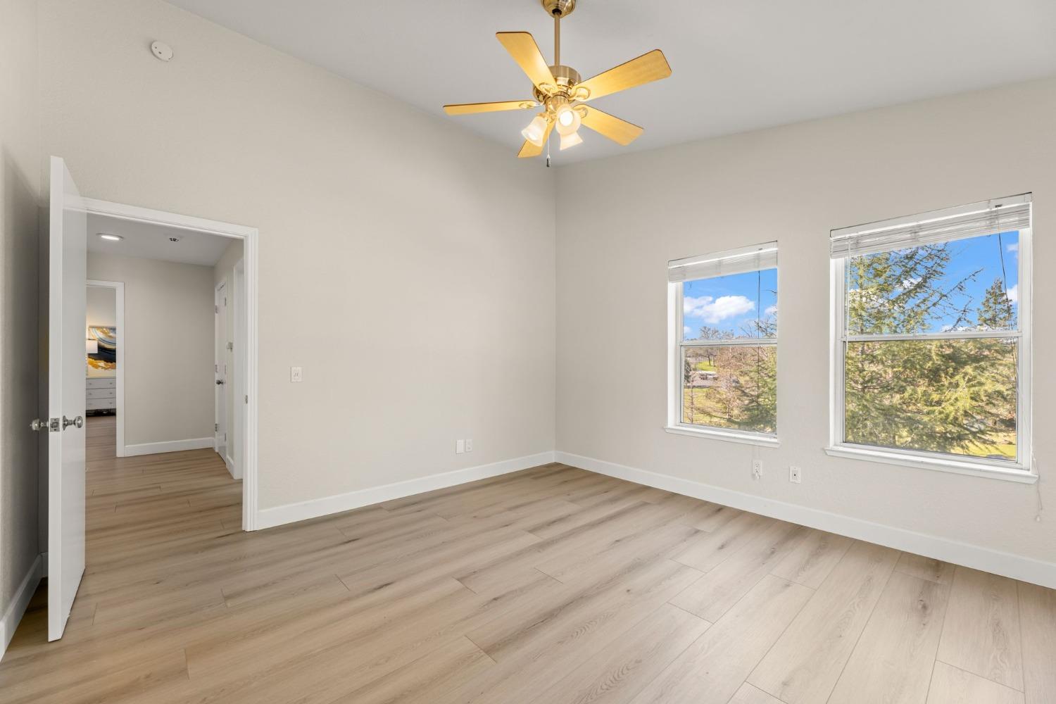 5856 Fernwood Drive