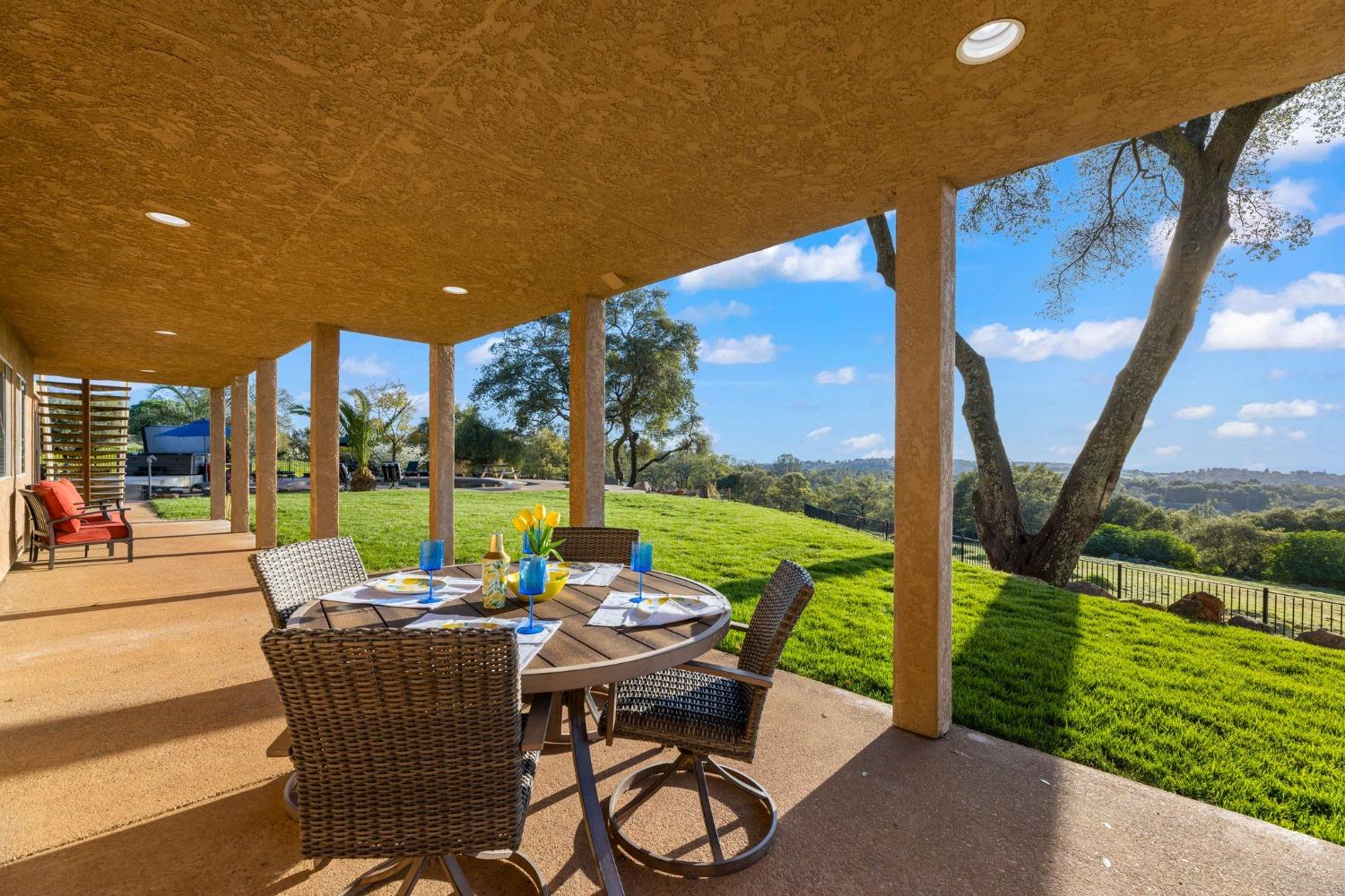 5856 Fernwood Drive