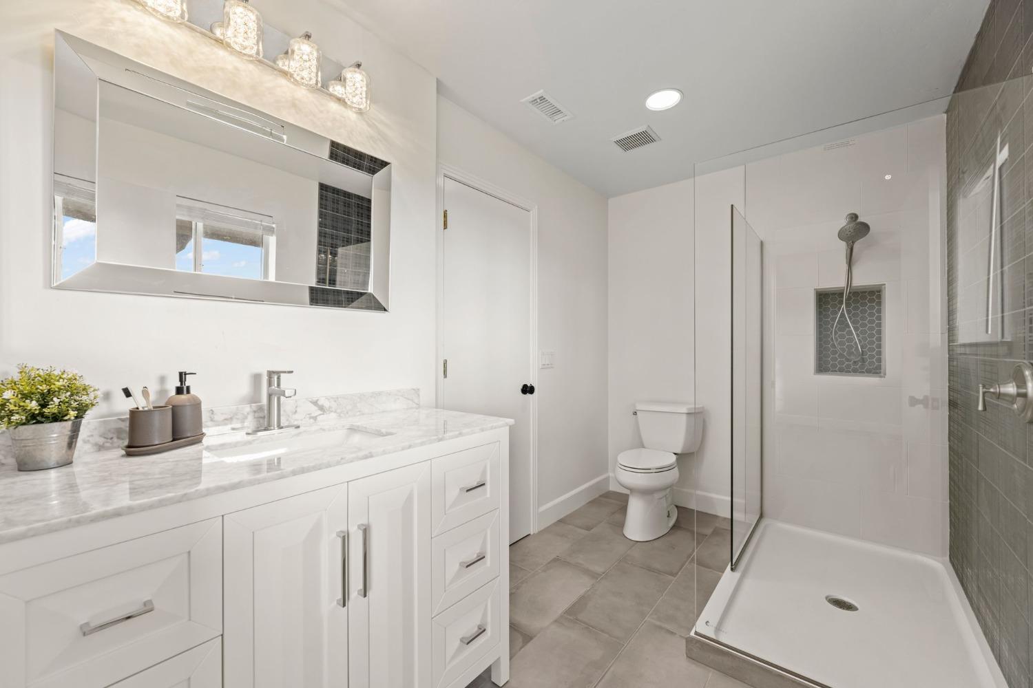 5856 Fernwood Drive