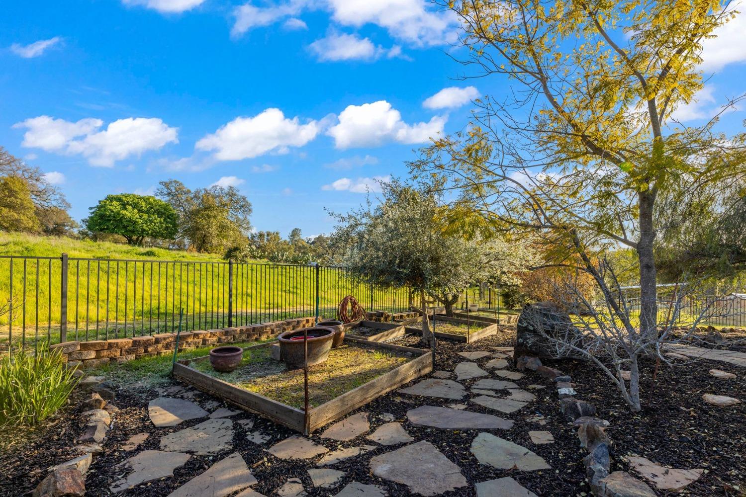 5856 Fernwood Drive