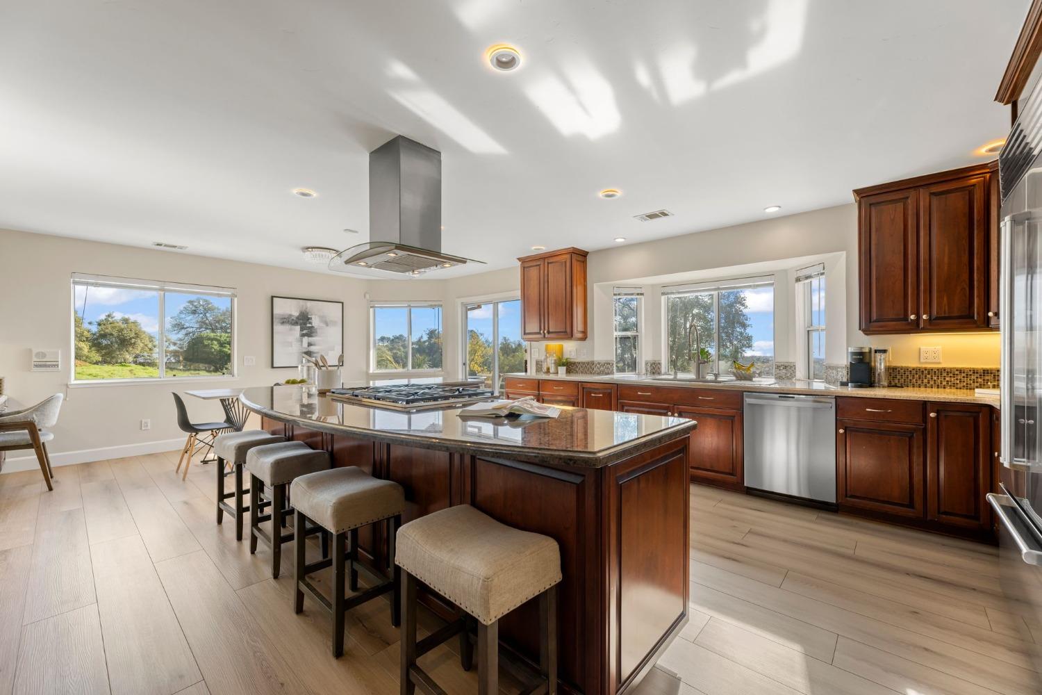 5856 Fernwood Drive