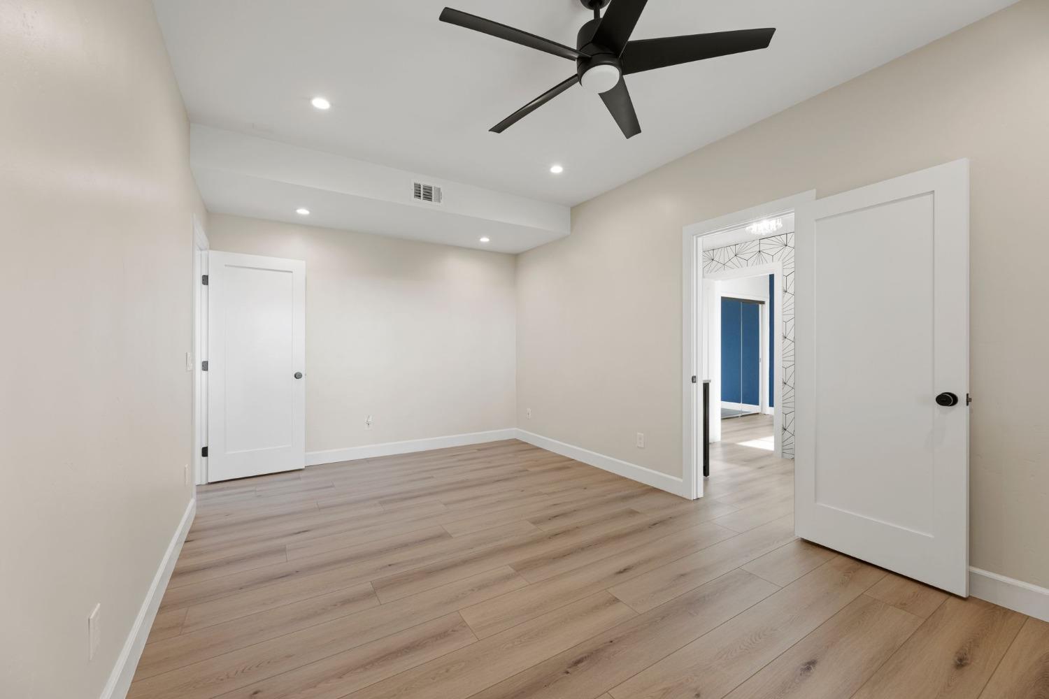 5856 Fernwood Drive