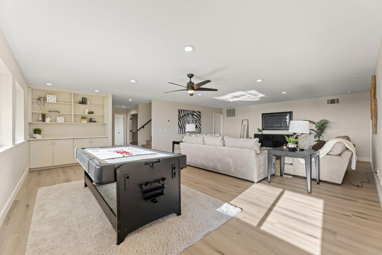 5856 Fernwood Drive