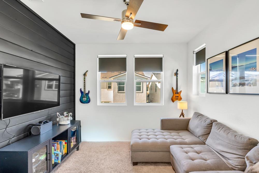 33 Seasmoke Place