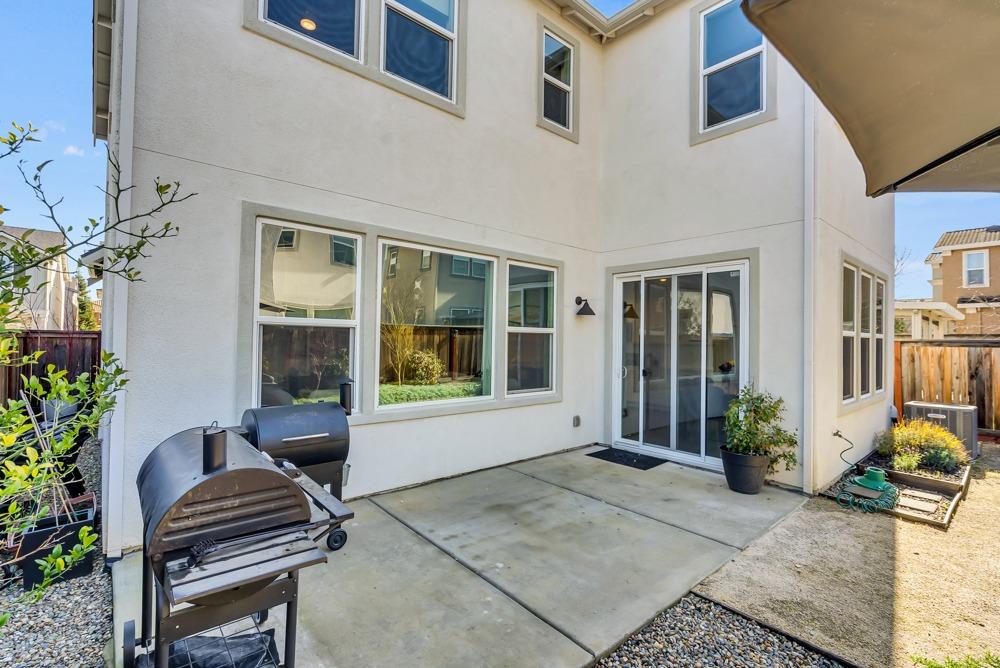 33 Seasmoke Place