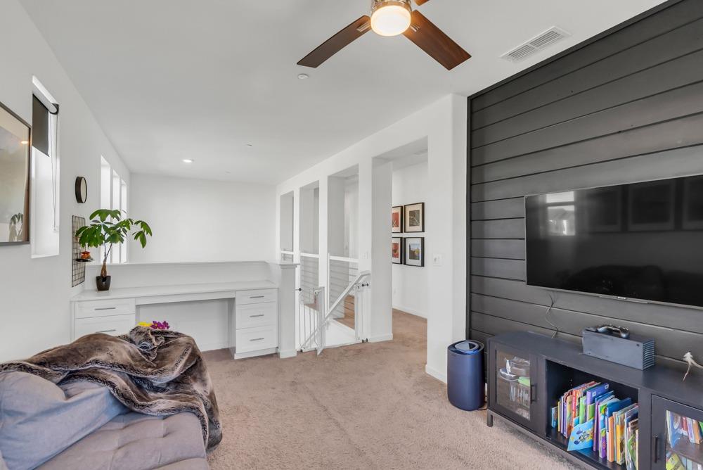 33 Seasmoke Place