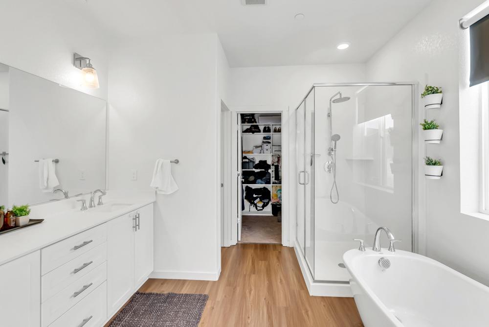 33 Seasmoke Place
