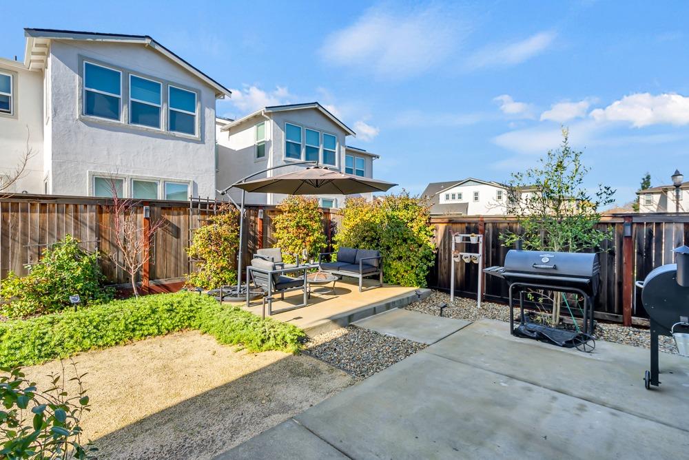 33 Seasmoke Place