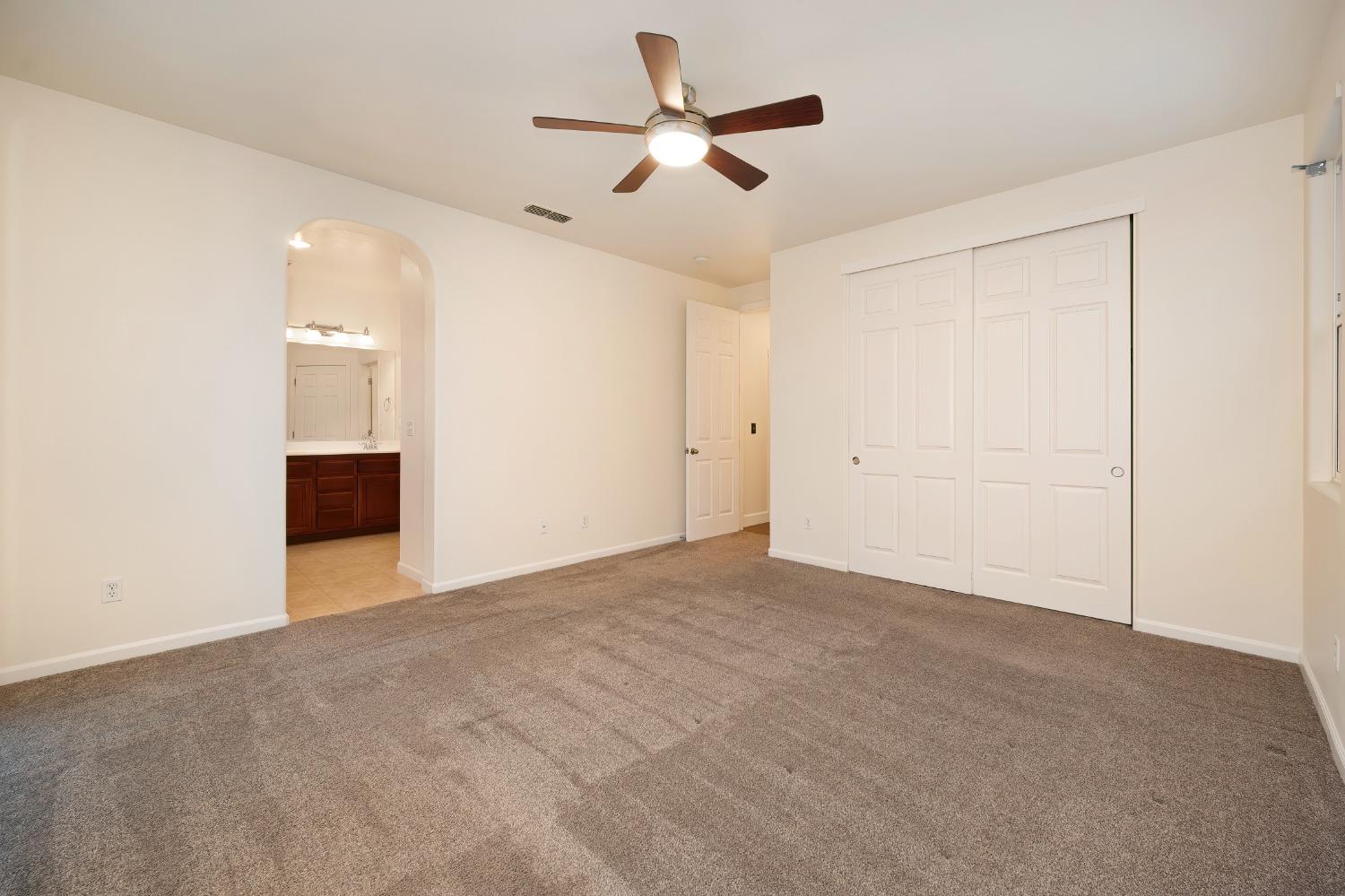 12368 Pawcatuck Way