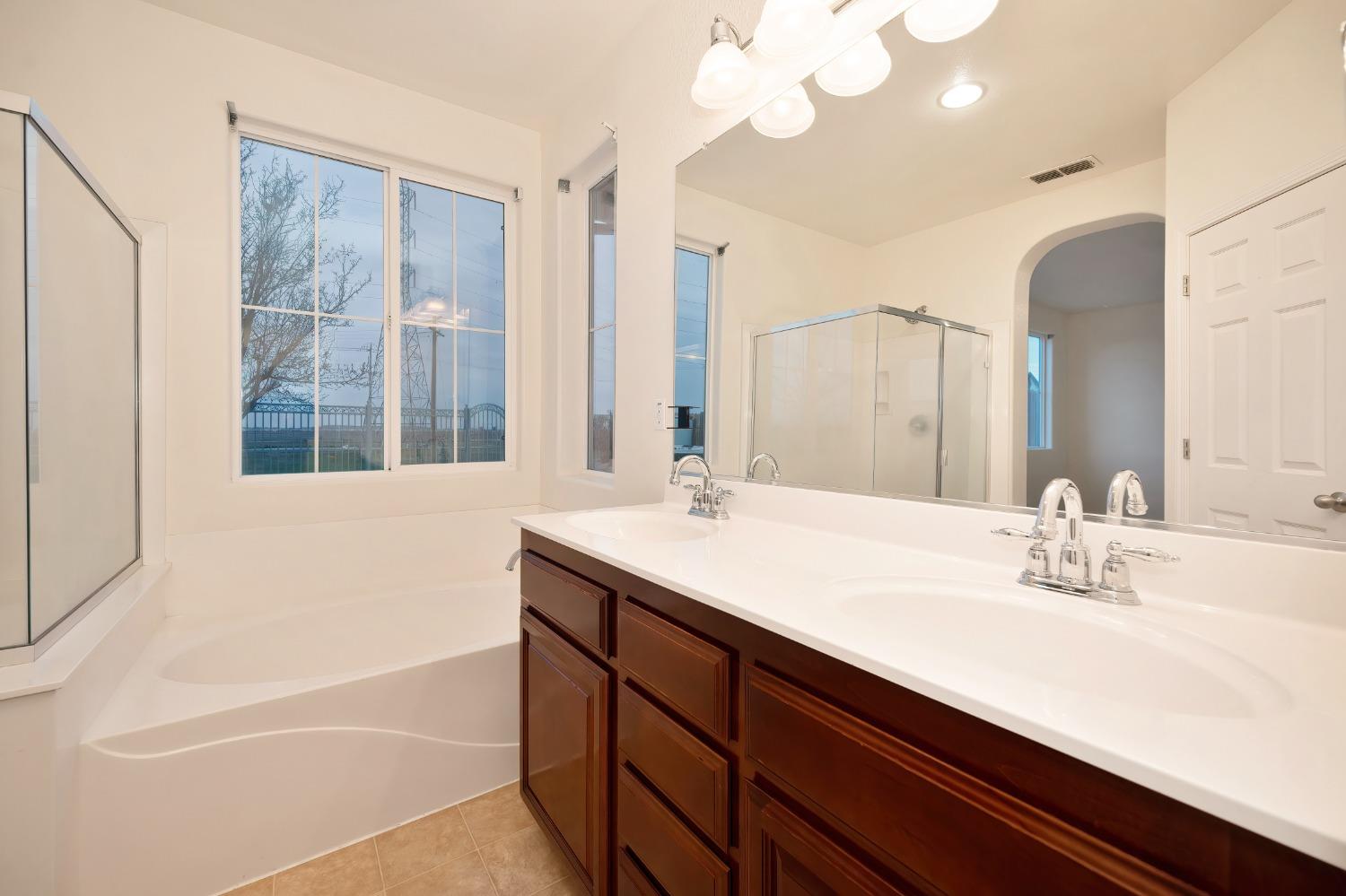 12368 Pawcatuck Way