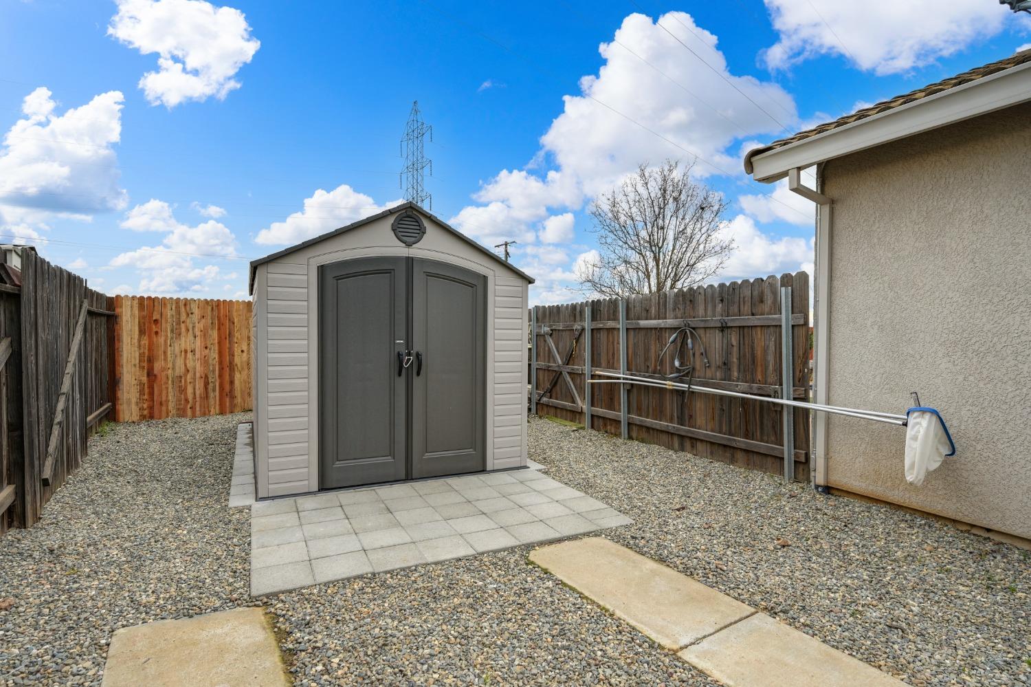 12368 Pawcatuck Way