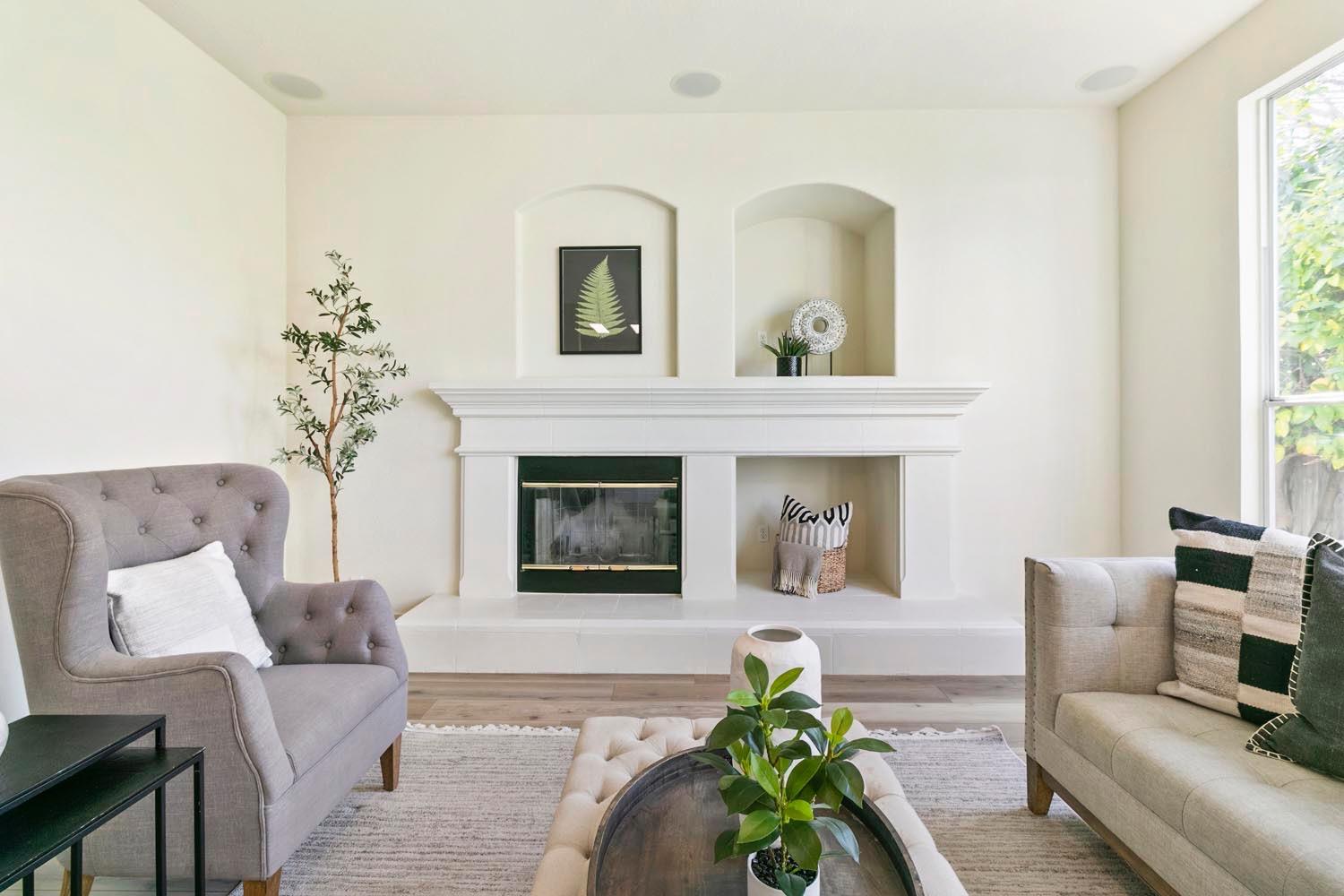 1102 Sedona Street