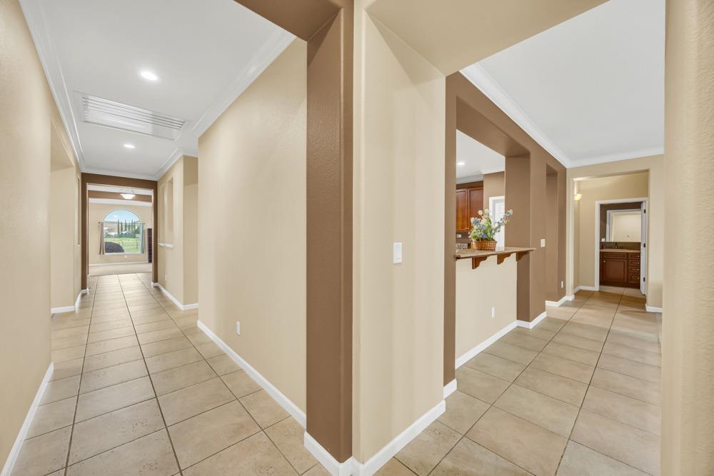 104 Snowdown Court