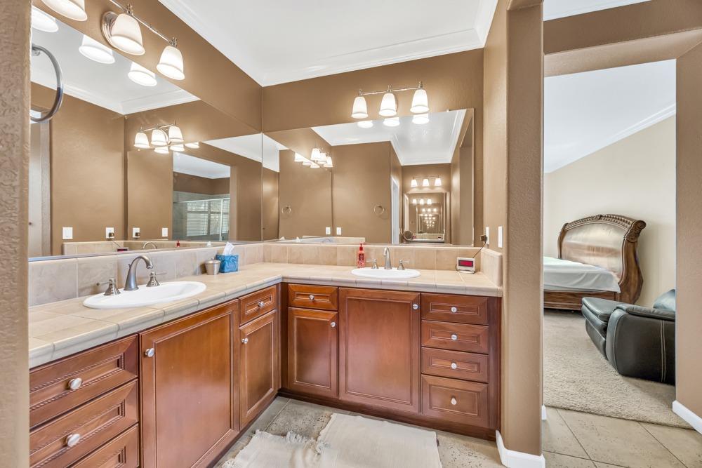 104 Snowdown Court