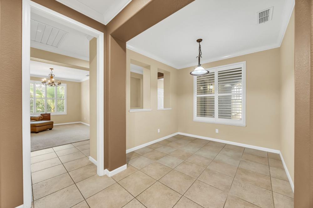 104 Snowdown Court