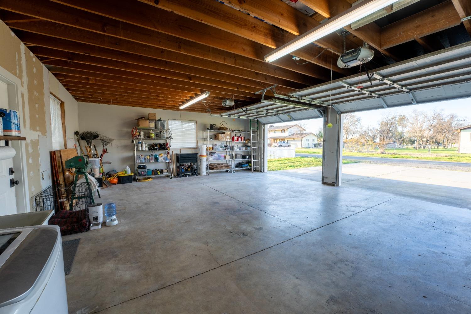 710 E 9th Street