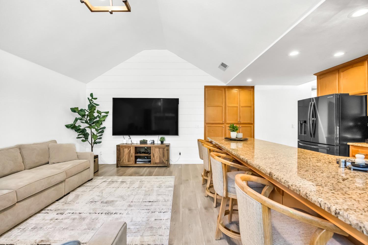 5348 Pacific Palm Court