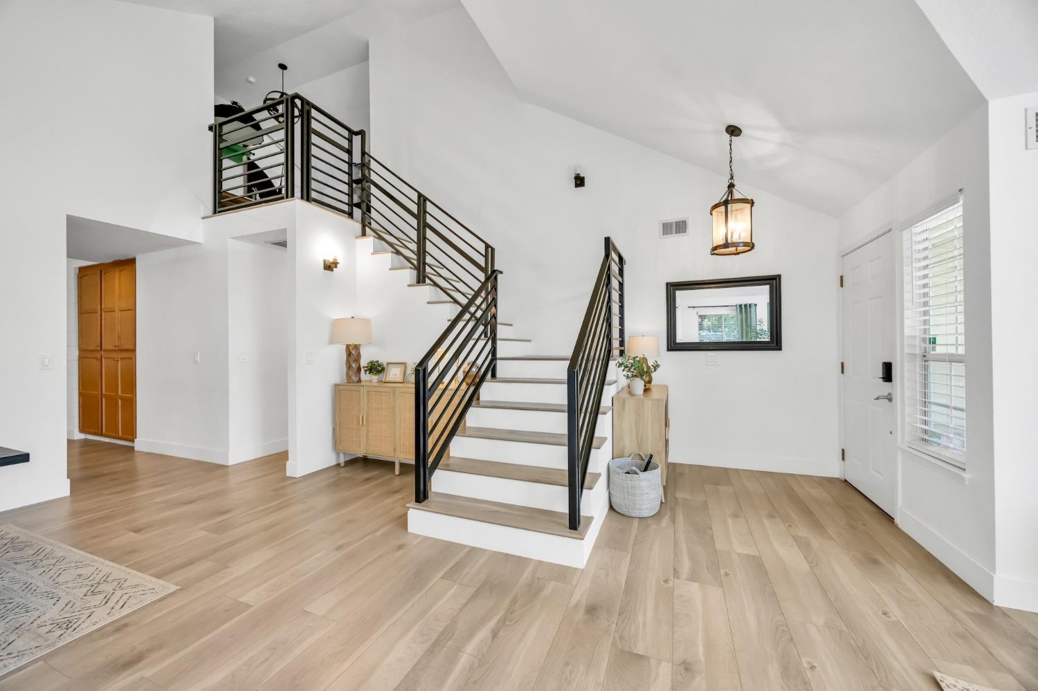 5348 Pacific Palm Court