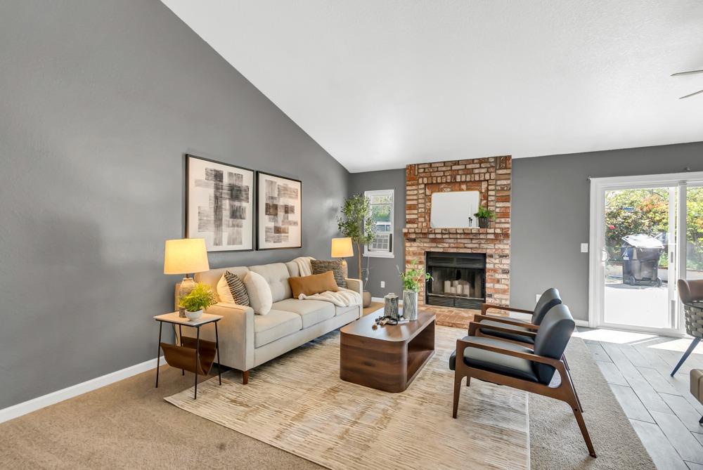 5214 Laguna Park Drive