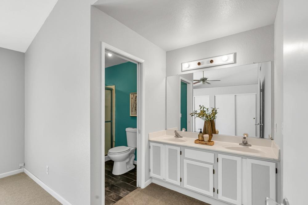 5214 Laguna Park Drive