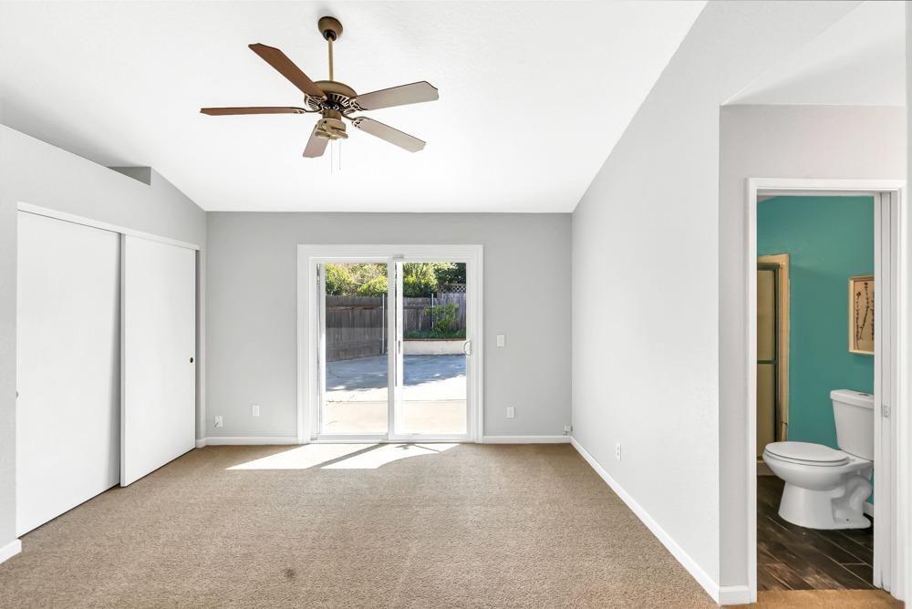5214 Laguna Park Drive