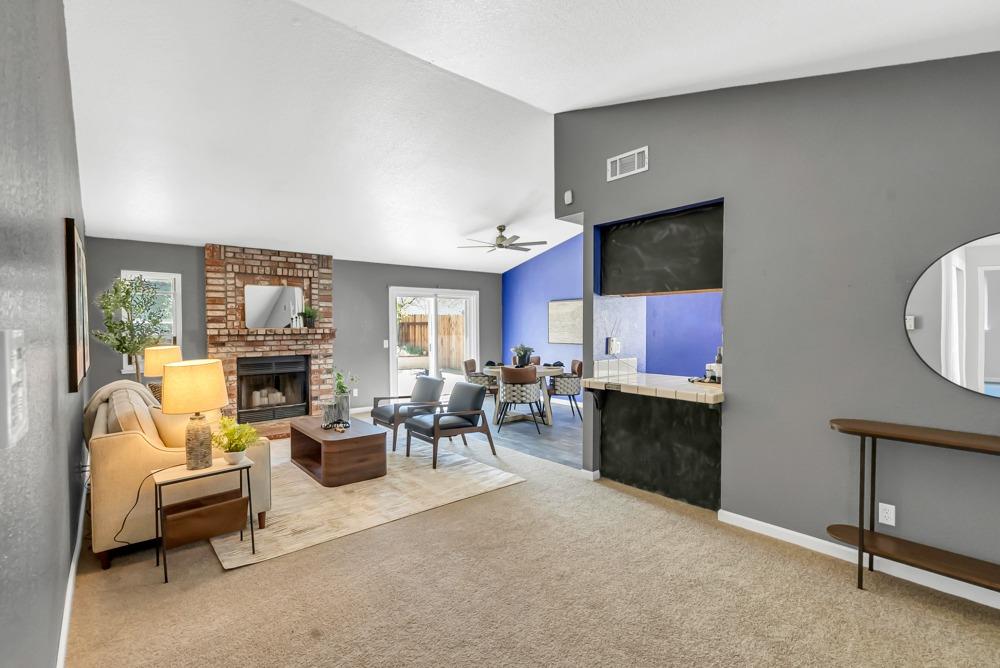 5214 Laguna Park Drive