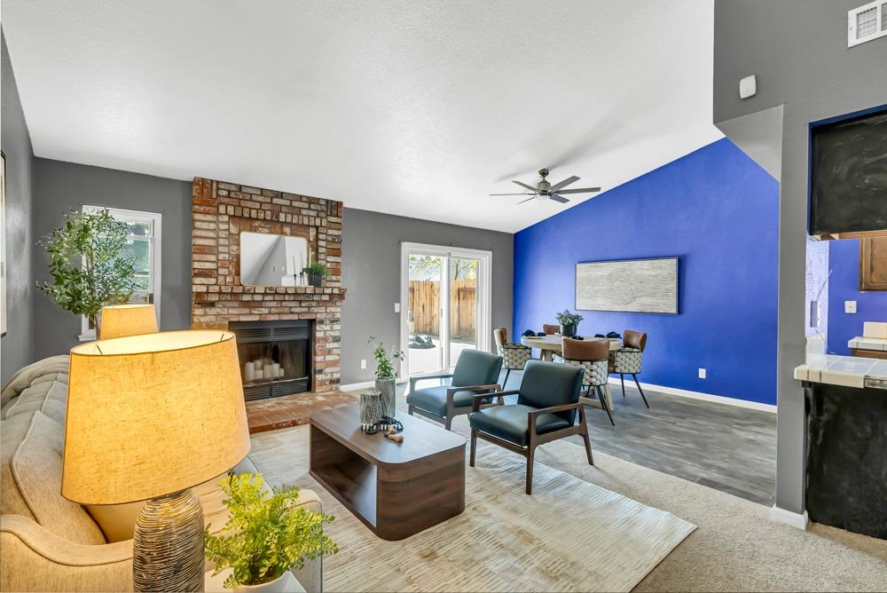 5214 Laguna Park Drive