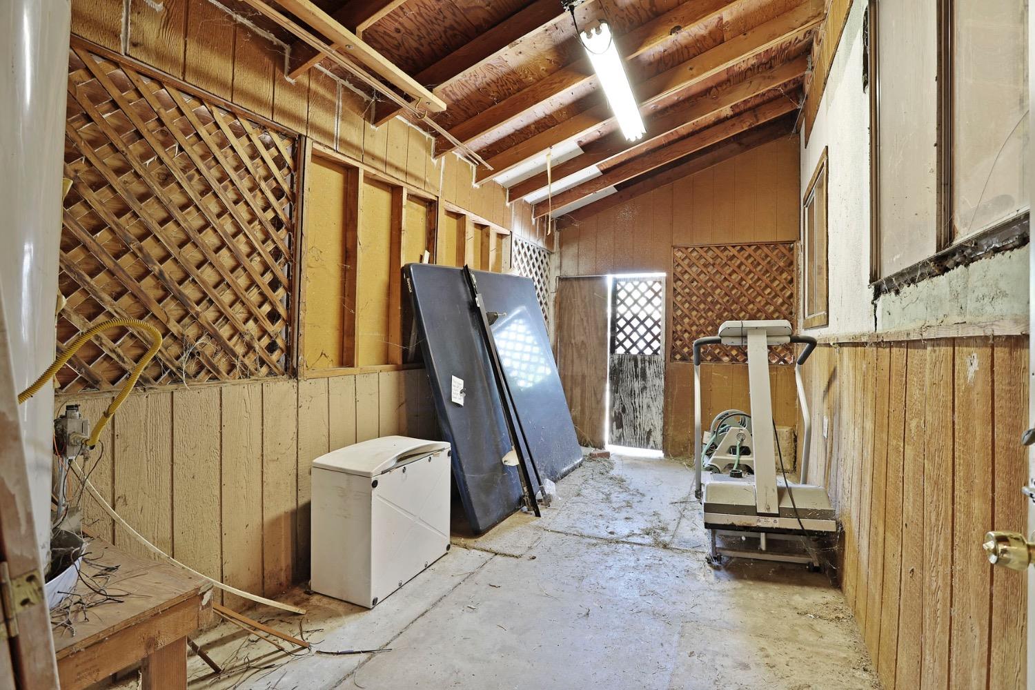 6039 Mio Court