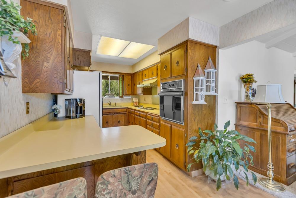 8040 Creekside Lane