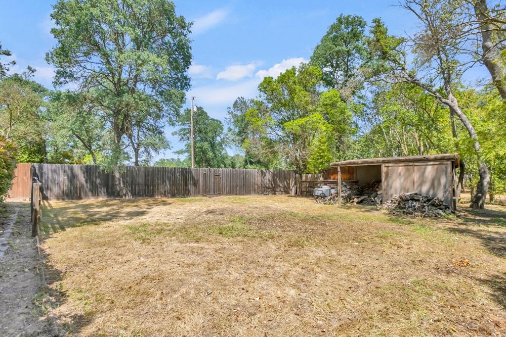 8040 Creekside Lane