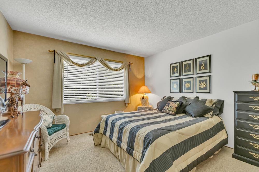 8040 Creekside Lane