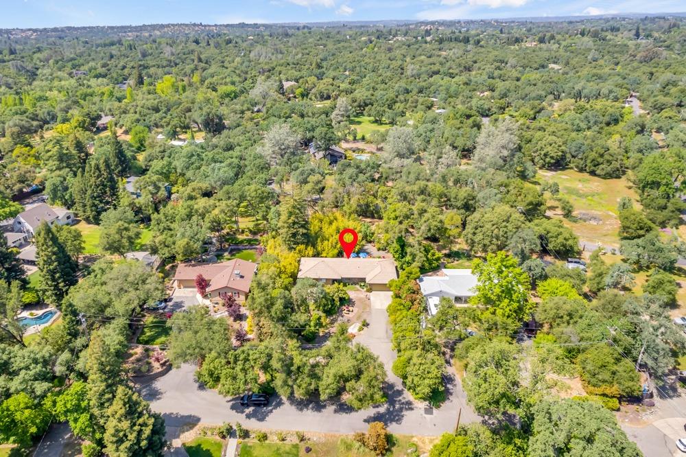 8040 Creekside Lane