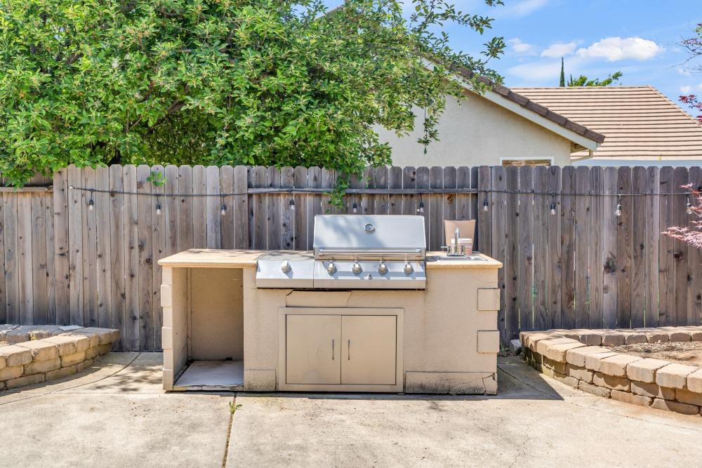 841 Dorsett Court