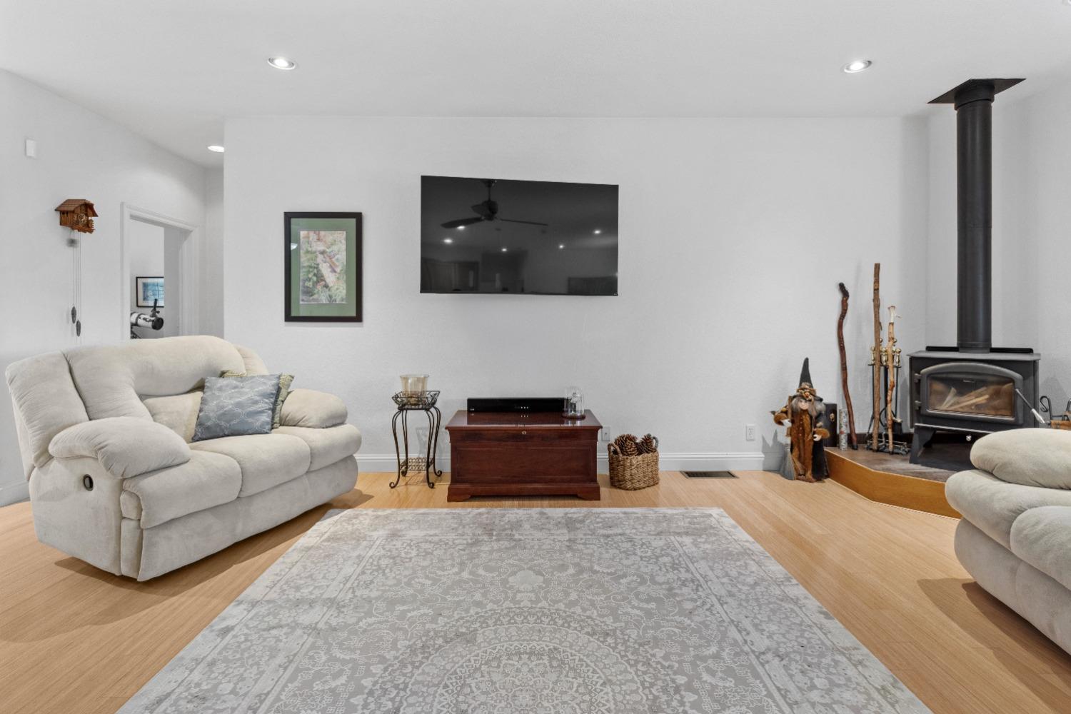 9593 Quail Meadow Lane