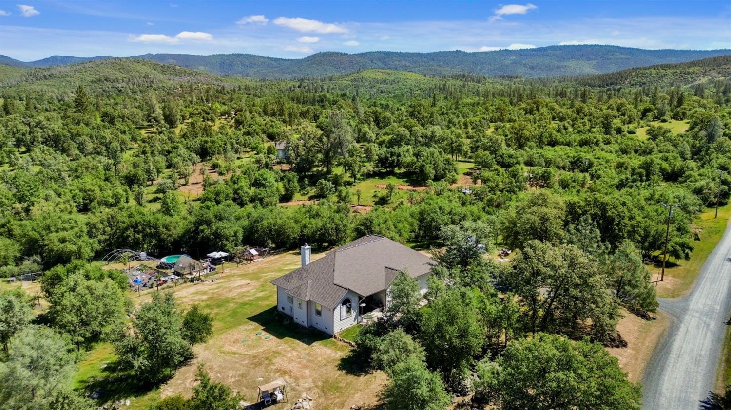 9593 Quail Meadow Lane