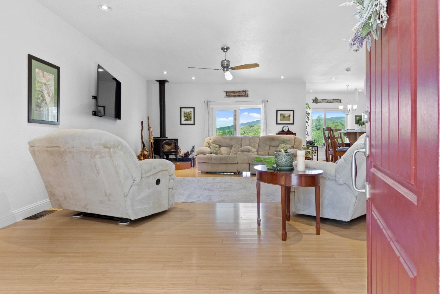 9593 Quail Meadow Lane