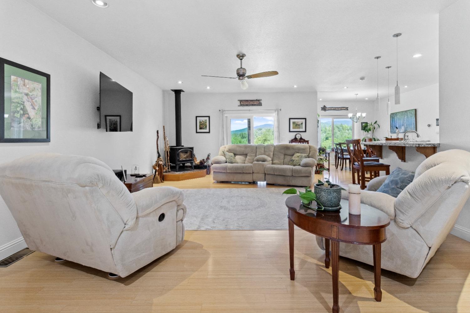 9593 Quail Meadow Lane