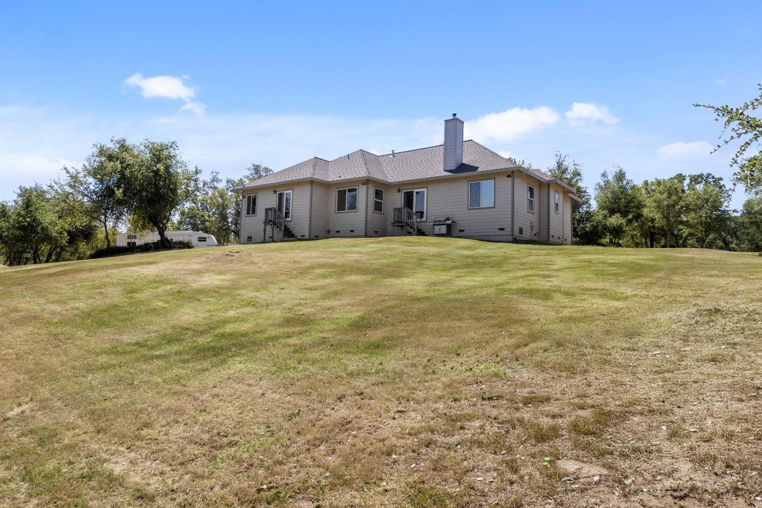 9593 Quail Meadow Lane