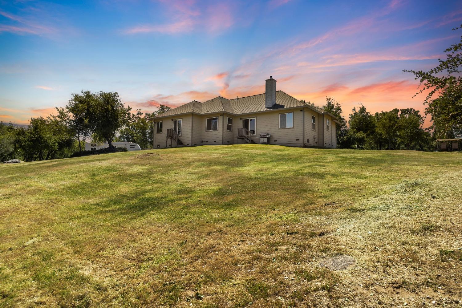 9593 Quail Meadow Lane