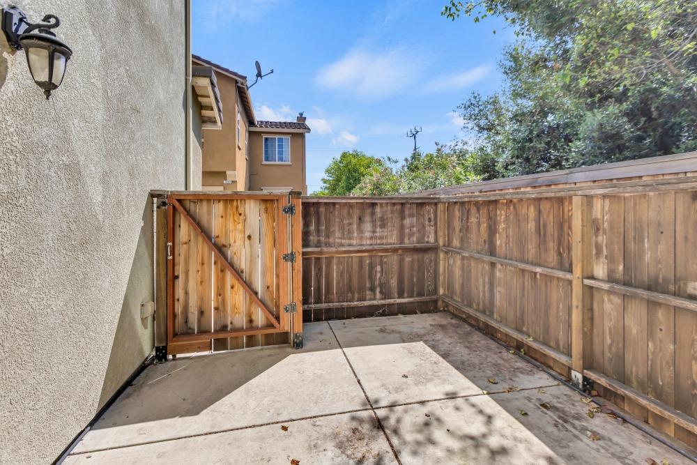 7885 Monaldo Walk
